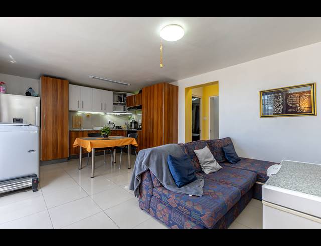 8 BEDROOM HOUSE FOR SALE IN BO KAAP